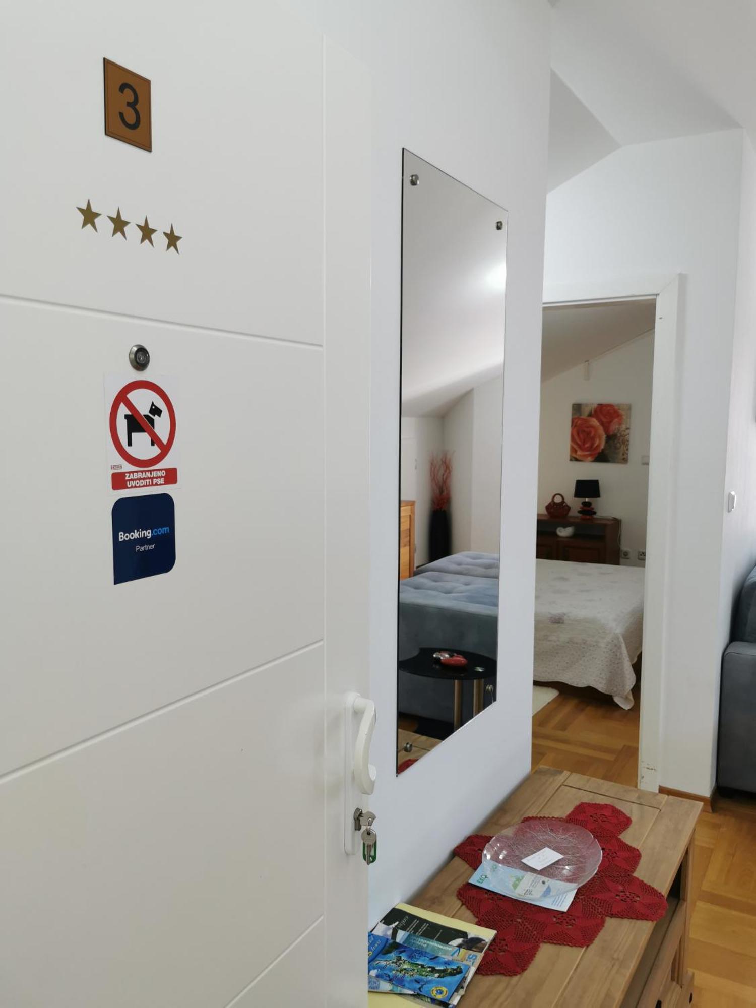 Apartments Mara קרס מראה חיצוני תמונה