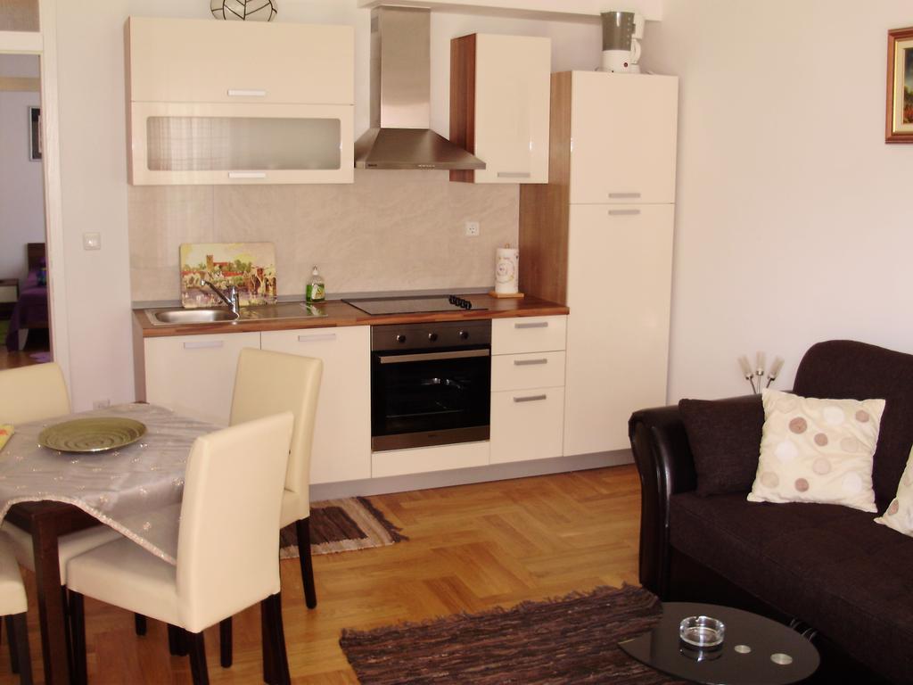 Apartments Mara קרס חדר תמונה