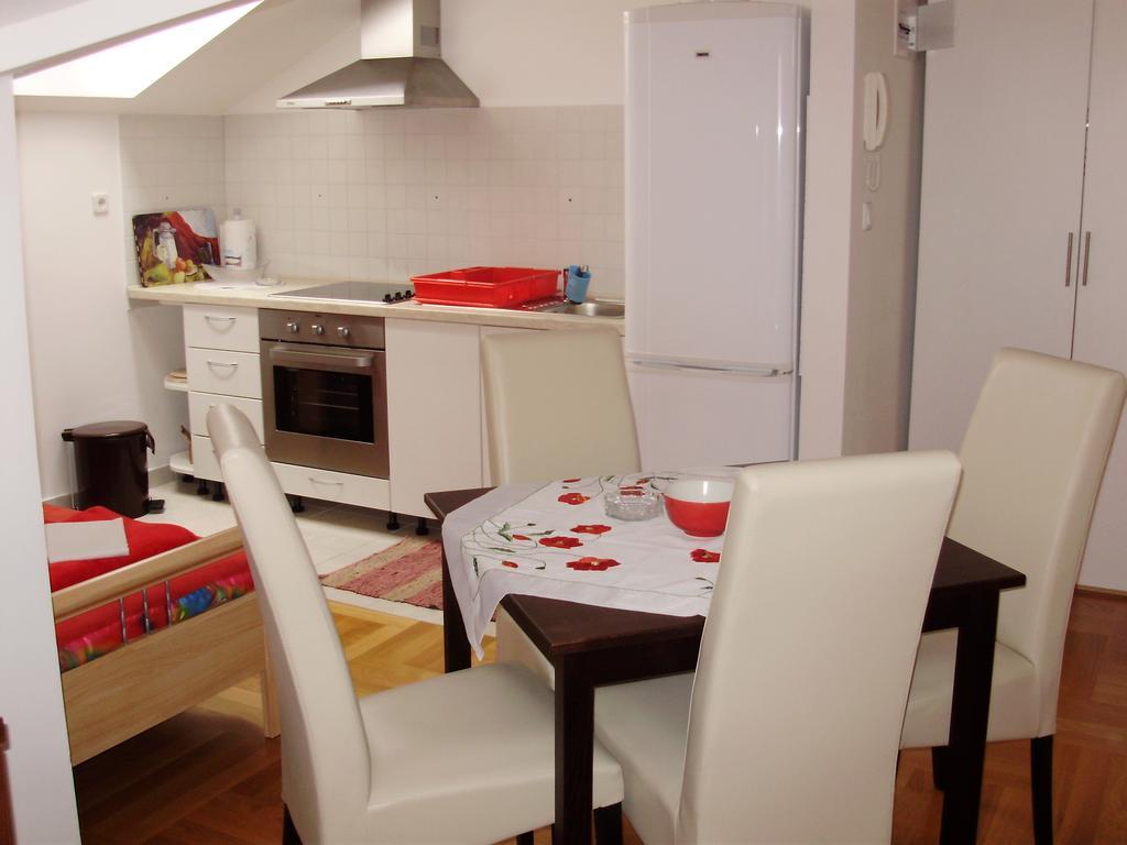 Apartments Mara קרס חדר תמונה